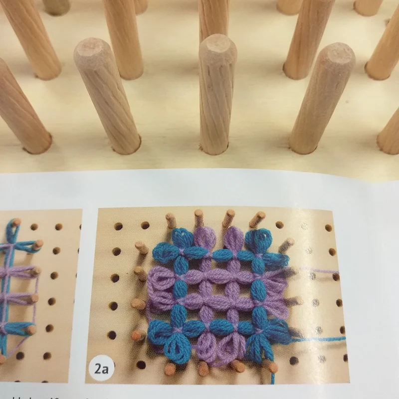Telaio legno tessitura mattonelle granny pom pom fiocchi e istruzioni