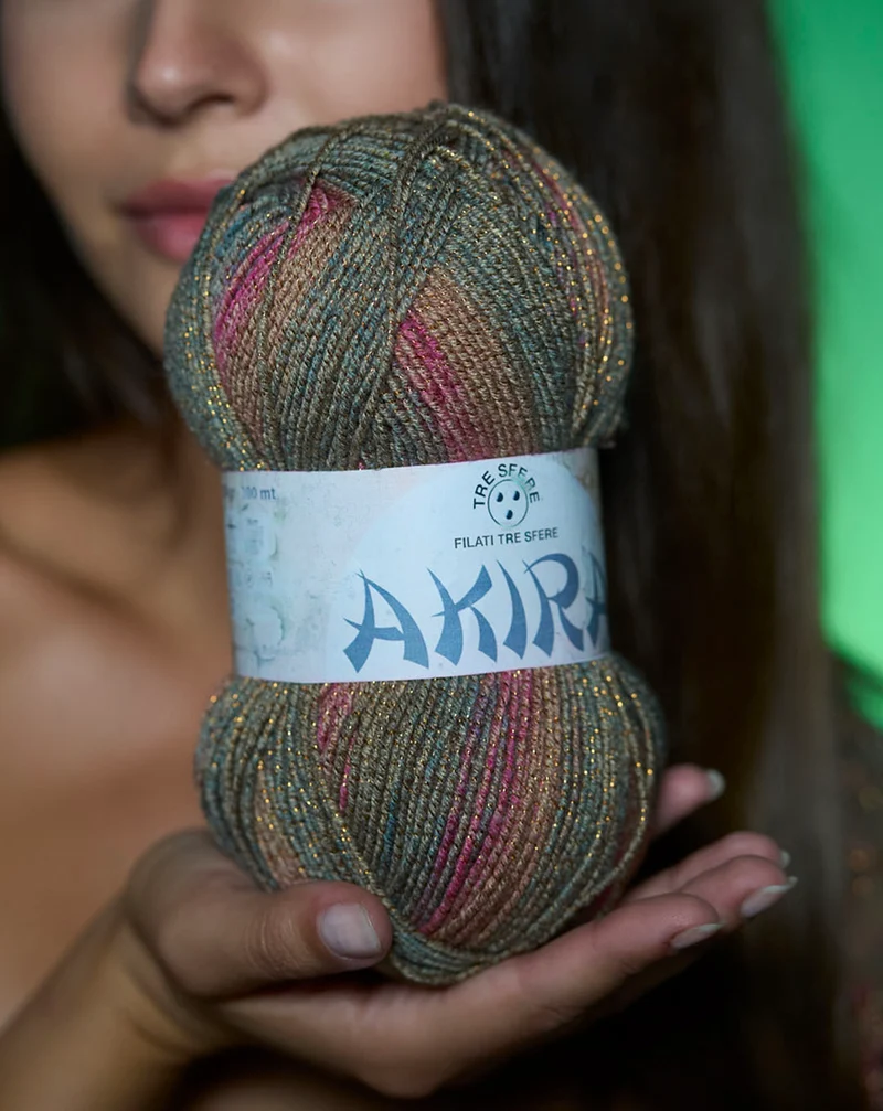 Filato lana akira | cf 1 kg | 90% acrilico 10% lurex brillante