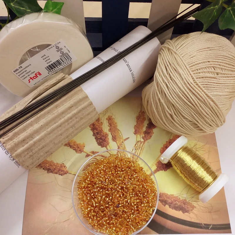 Kit lavorazione perline conteria rocailles materiale schemi uva spighe