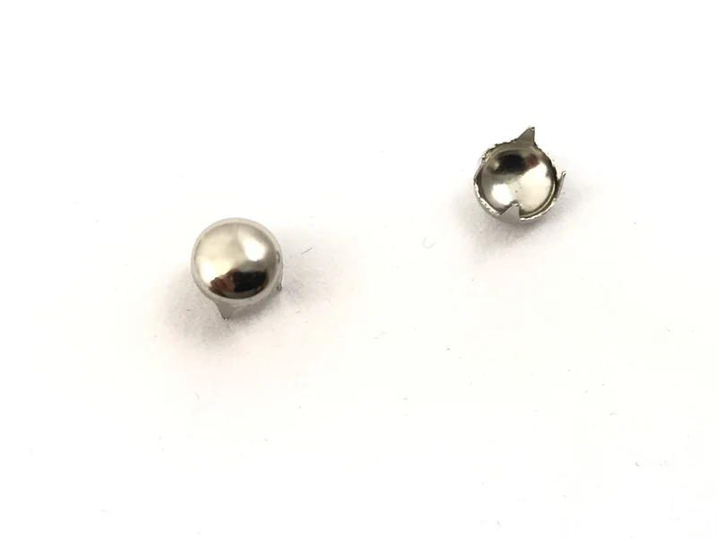 Borchie rotonde metalliche cf.20 pz