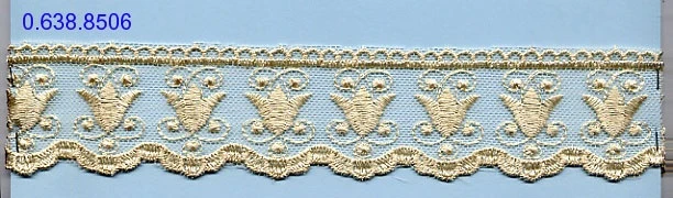 Tulle ricamato 8506 cf.19 mt