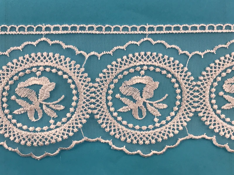 Tulle ricamato 2178 cf.9 mt