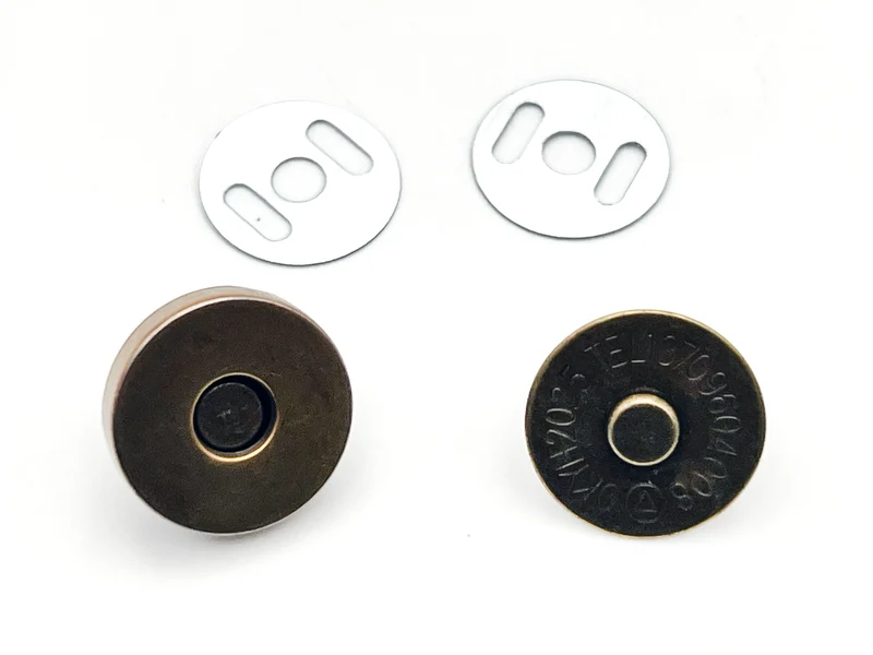 Chiusura magnetica applique 18 mm per borse | cf 4 coppie