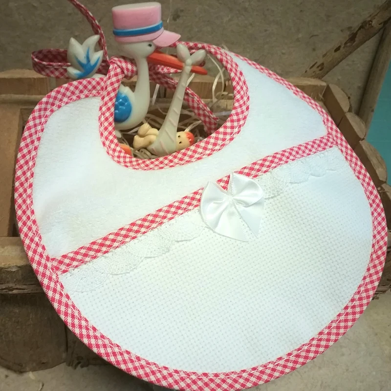 Ricamo bambini bavaglini punto croce vichy bavette fiocco per neonati