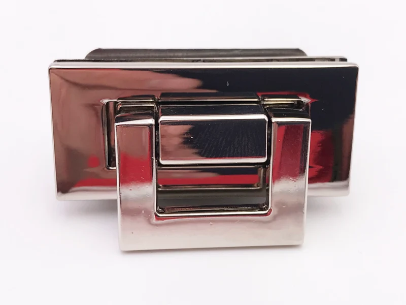 Chiusura in metallo per borse mod. l07 | 4,5x2 cm | cf 1 pz