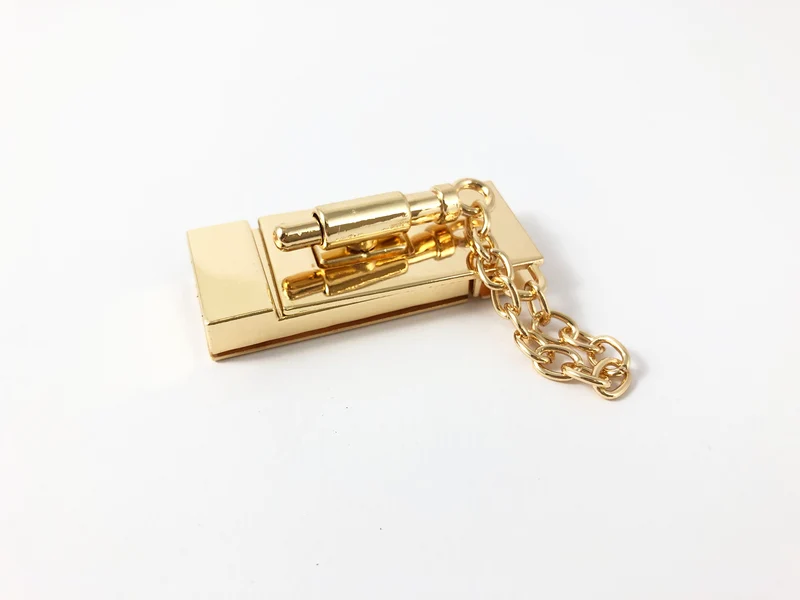 Chiusura in metallo per borse mod. m32 | 6 cm | cf 1 pz