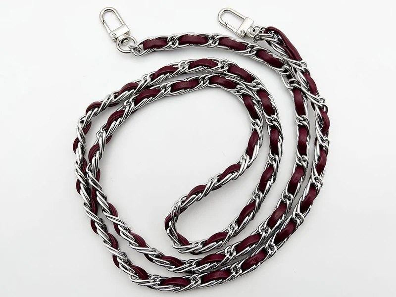Catena metallo per borse | 120 cm 15x8 mm | mod. c06 moschettoni