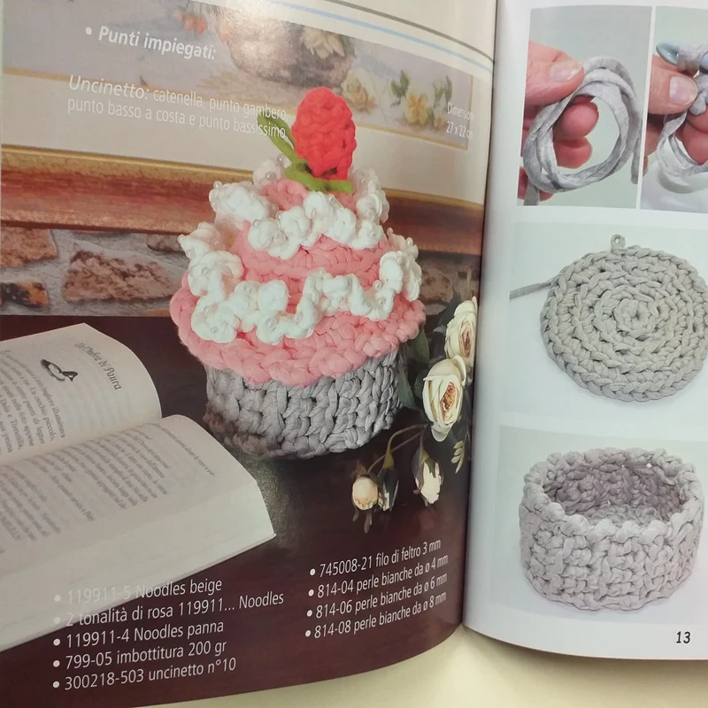 Tappeto cuscino cestini amigurumi kit fettuccia uncinetto con manuale