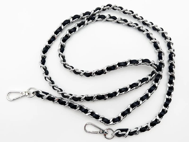 Catena metallo per borse | 120 cm 12x8 mm | mod. c05 moschettoni