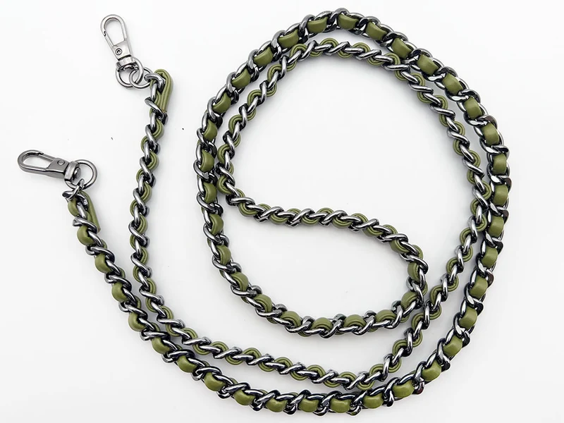 Catena metallo per borse | 120 cm 10x7 mm | mod. c04 moschettoni