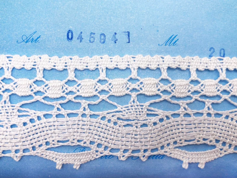 Pizzo 0459 bianco cm 4,5 cf.20mt.