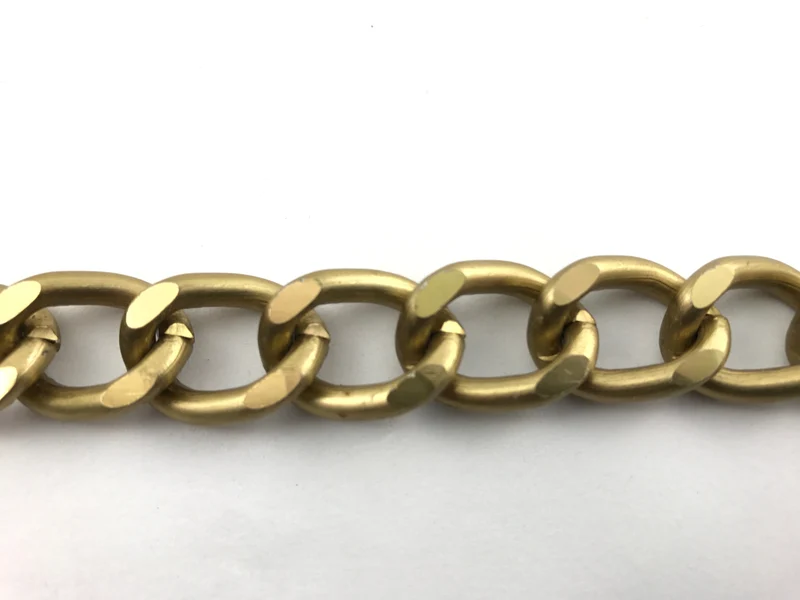 Catena metallo per borse mod. 066 | cf 1 metro | 15x20mm