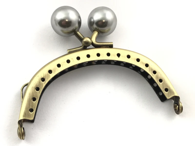 Chiusura clic clac pallino per borse | 8,5 cm | cf 1 pz | tre sfere