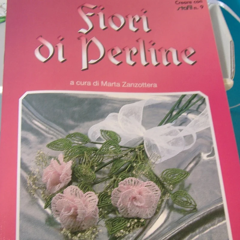 Perline conteria di Venezia kit rose accessori rivista fili di ferro