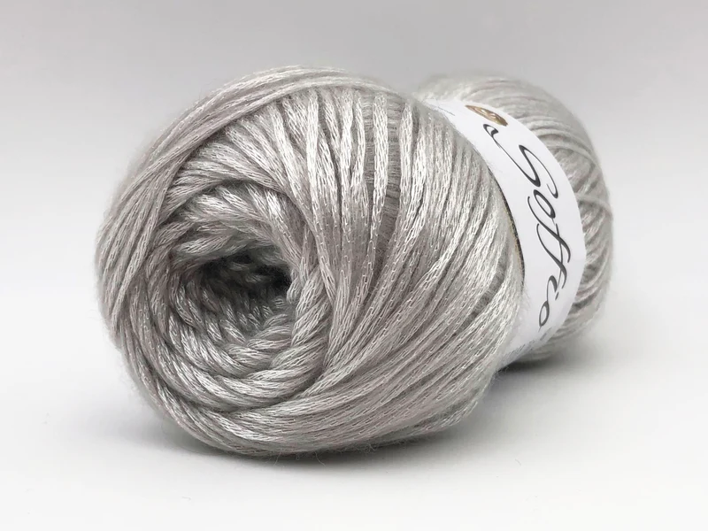 Lana soffio 62% nylon 38% acrilico cf 250 gr