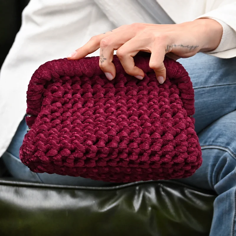 Clutch Velvet Bag Mondial