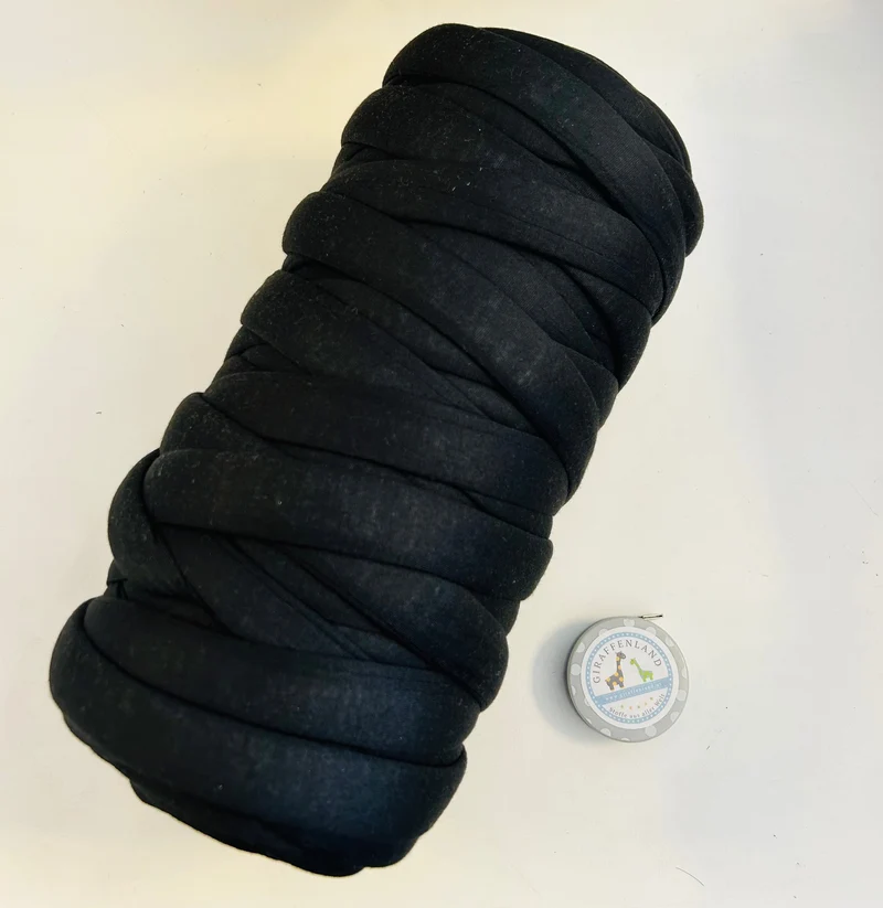 Handstrickgarn schwarz Premium Giraffenland 500g