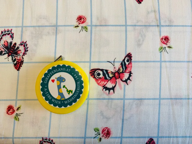 Baumwollstoff Gütermann Ring a roses Schmetterling blau